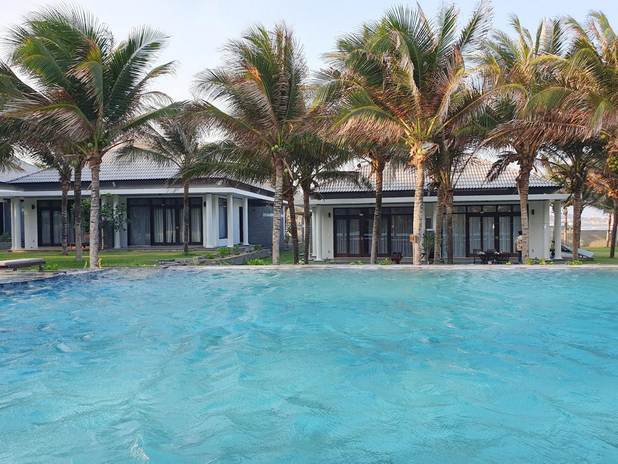 สตาร์ไลท์ วิลลา บีช รีสอร์ต แอนด์ สปา Hotel ฟานเที้ยต ภายนอก รูปภาพ